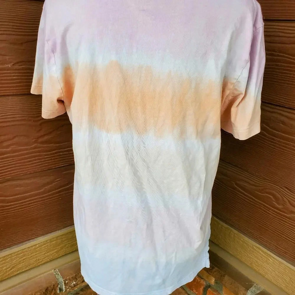 VS PINK 2019 Campus Embroidered Logo Pocket Tie-Dye T-Shirt Size Small - Picture 13 of 14